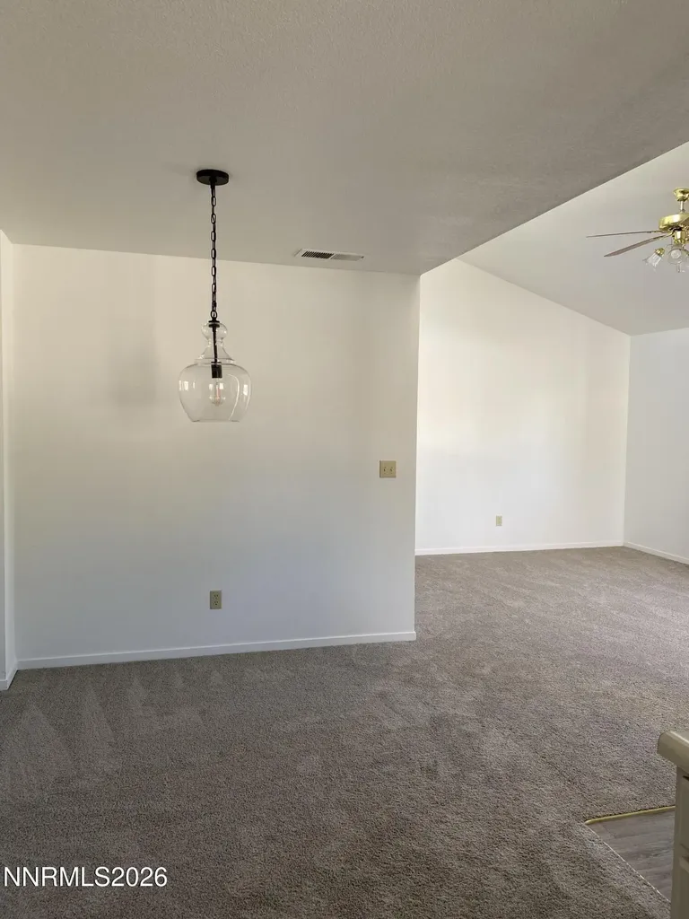 2655 Sycamore Glen Sparks NV 89434