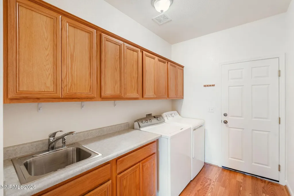 4029 Little Valley Reno NV 89508