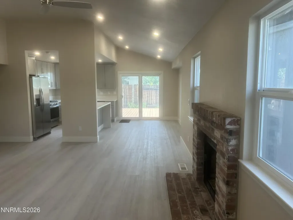 5875 Walnut Creek Reno NV 89523