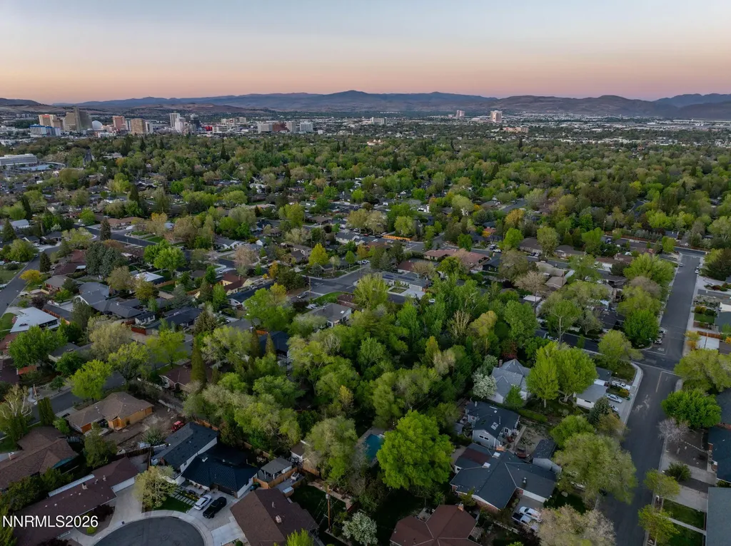 1550 Mt Rose Reno NV 89509