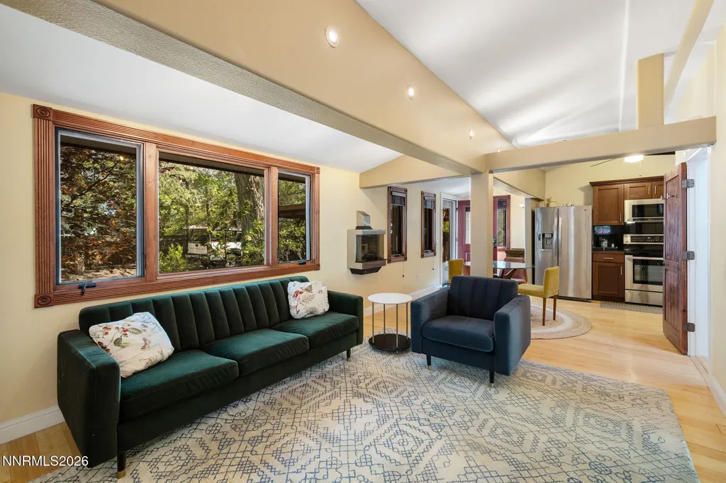 1550 Mt Rose Reno NV 89509
