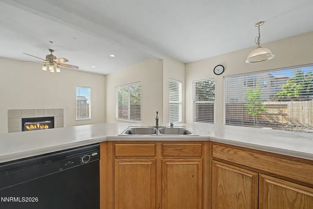 2373 Wildcreek Sparks NV 89431