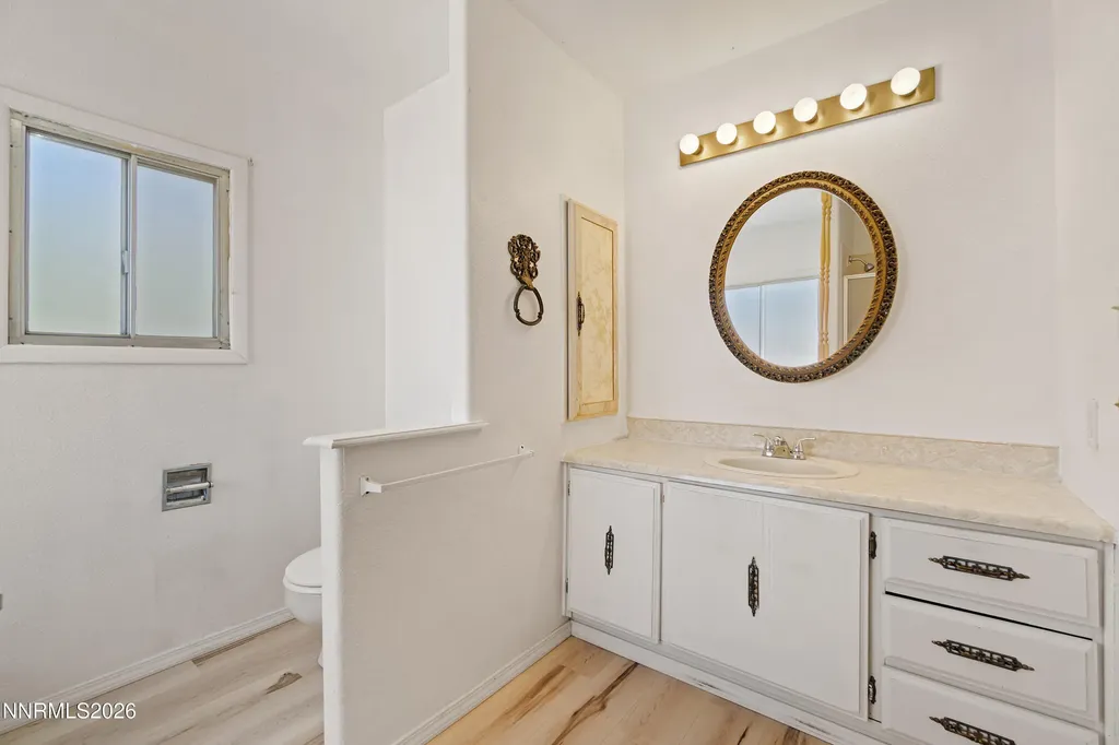 1790 Pueblo Silver Springs NV 89429