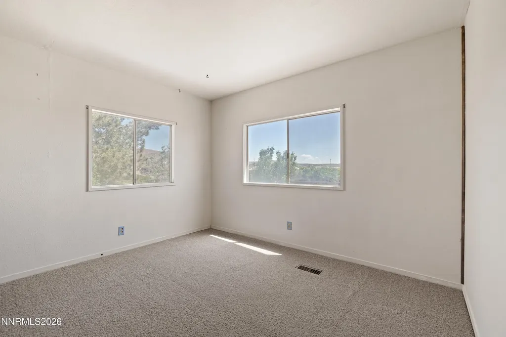 1790 Pueblo Silver Springs NV 89429