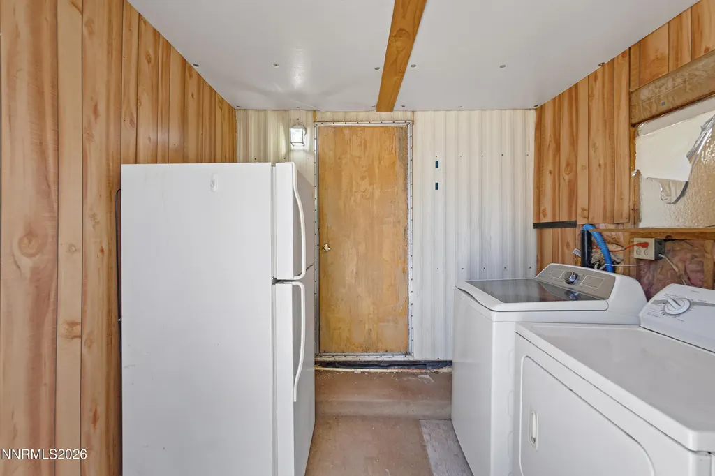 1790 Pueblo Silver Springs NV 89429