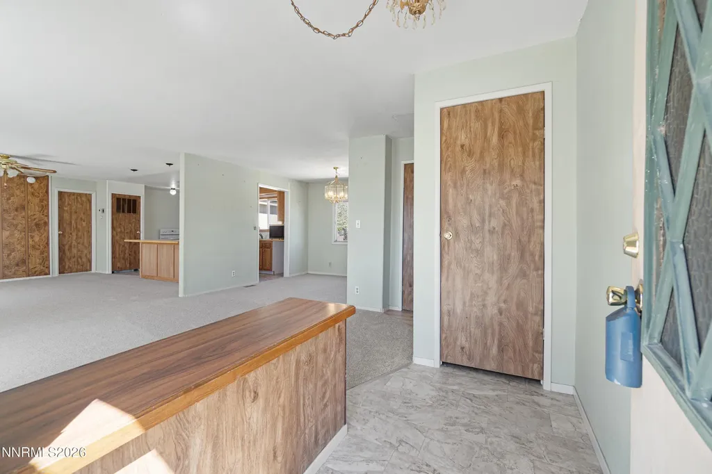 1790 Pueblo Silver Springs NV 89429