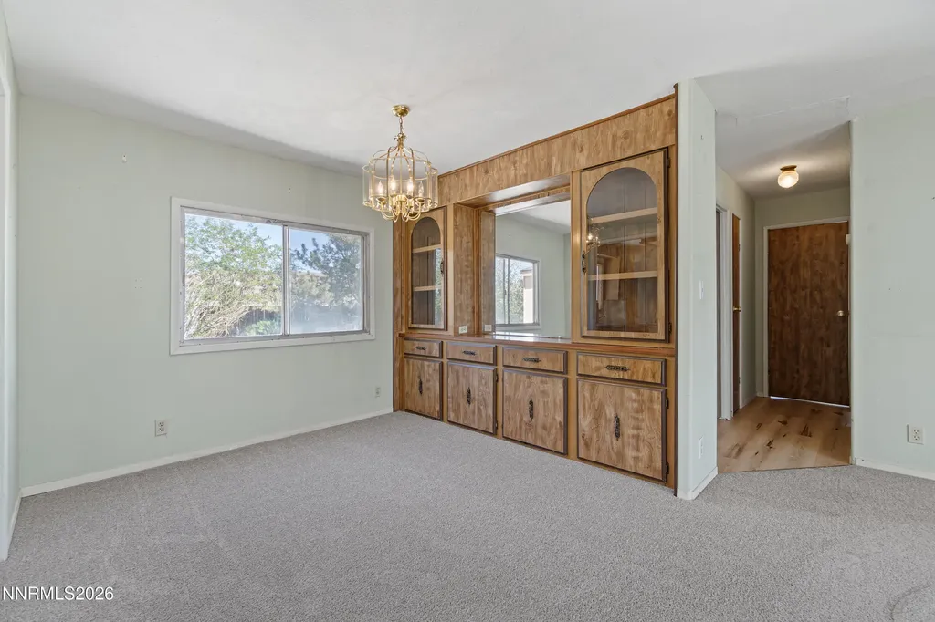 1790 Pueblo Silver Springs NV 89429