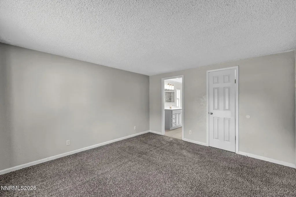 1090 Green Valley Fernley NV 89408