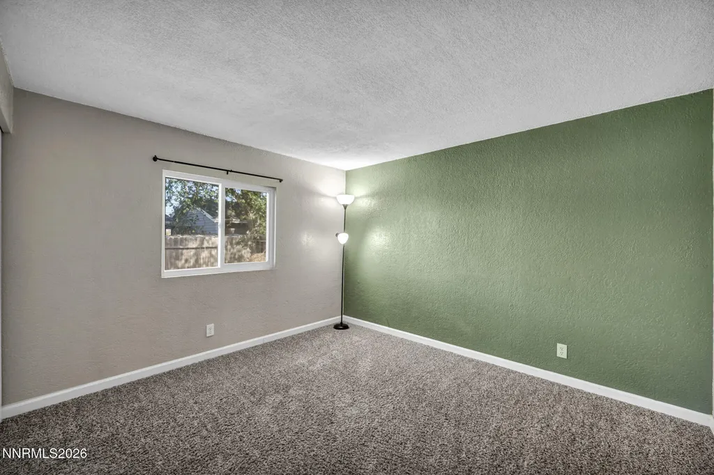 1090 Green Valley Fernley NV 89408