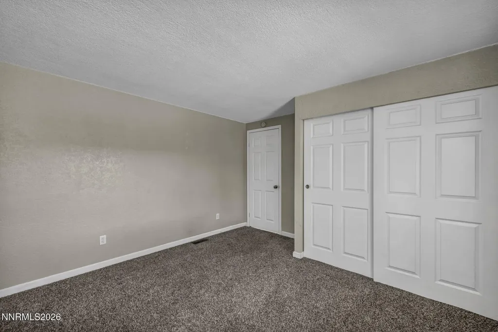 1090 Green Valley Fernley NV 89408