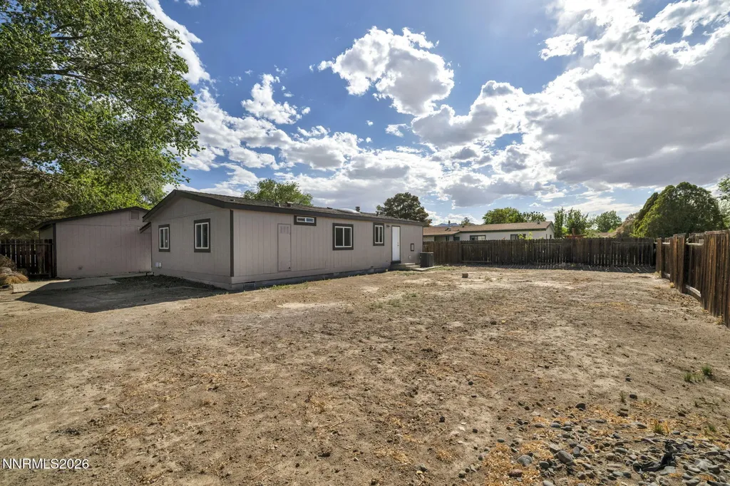 1090 Green Valley Fernley NV 89408