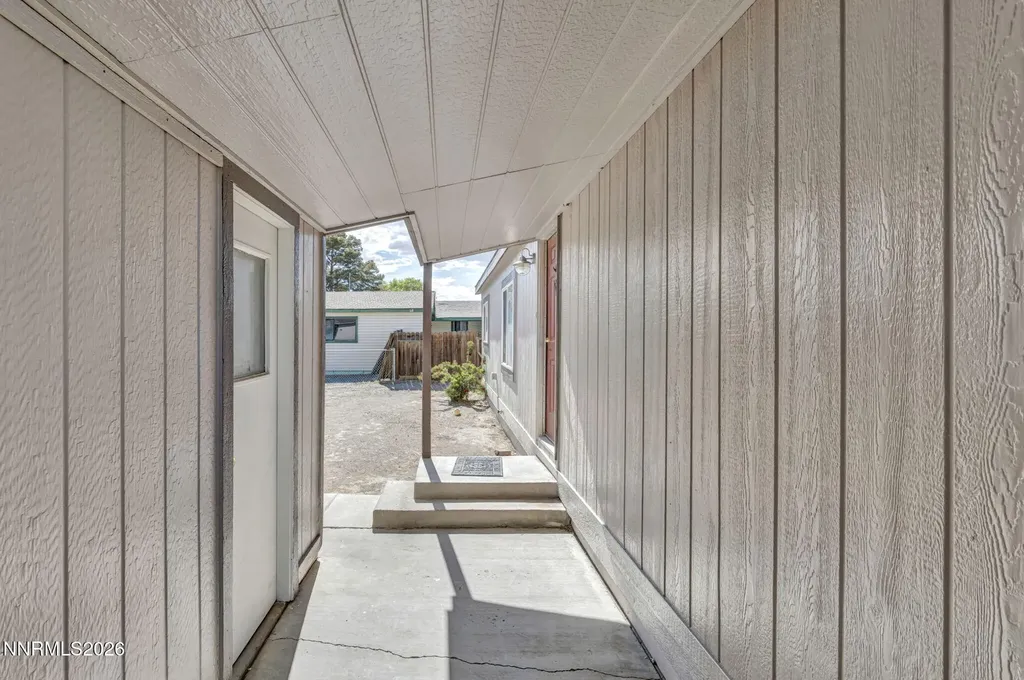 1090 Green Valley Fernley NV 89408