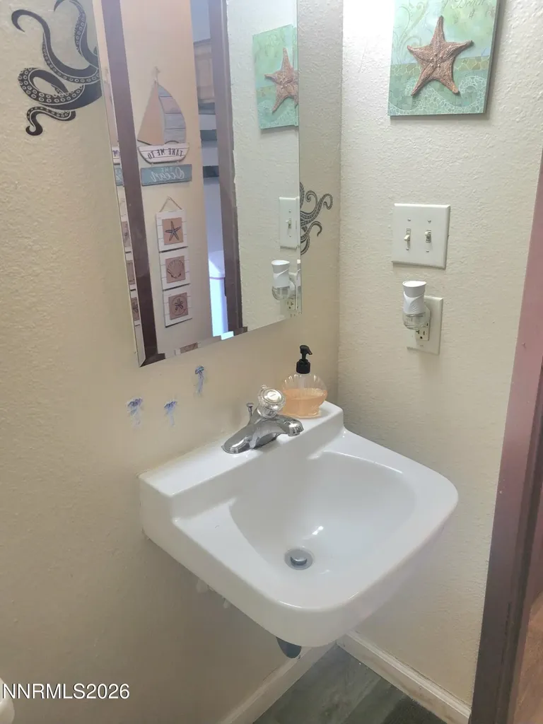 1404 9th Reno NV 89512