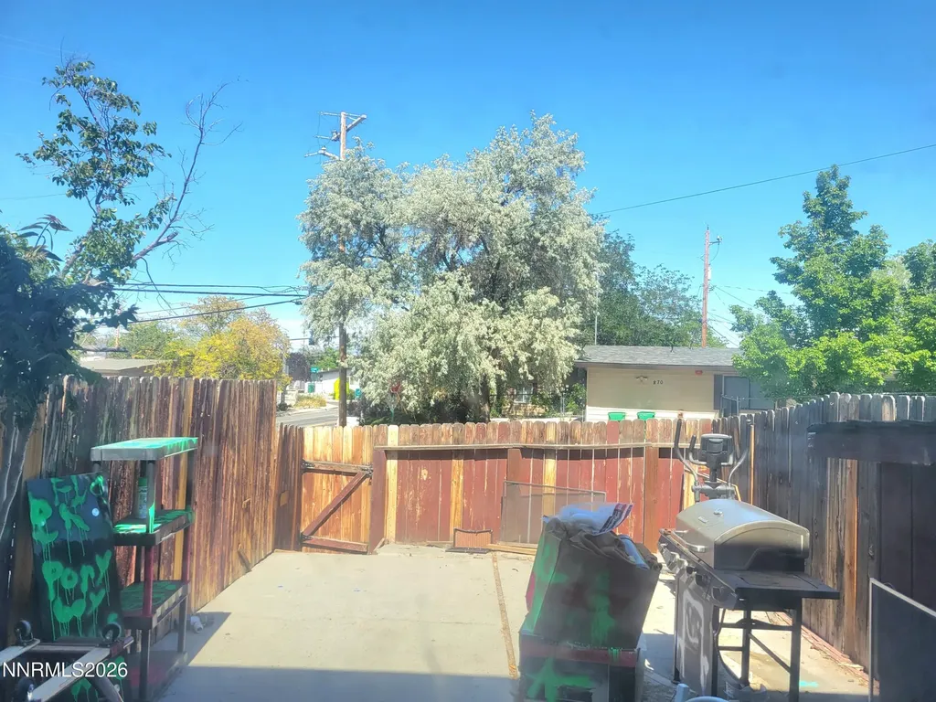 1404 9th Reno NV 89512