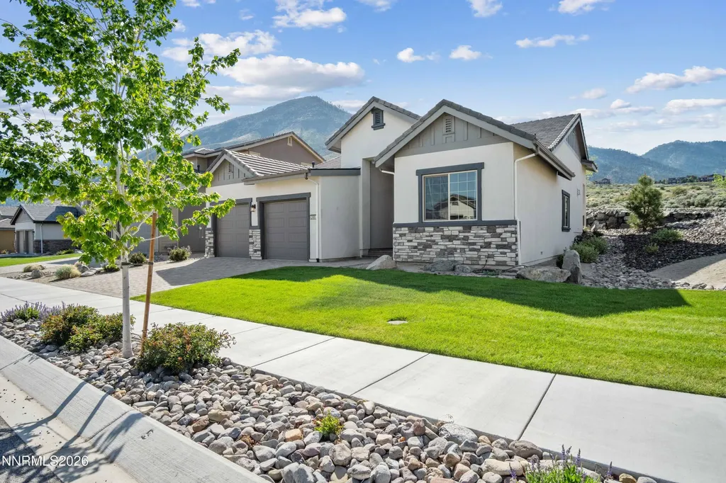 2900 Matterhorn Genoa NV 89411