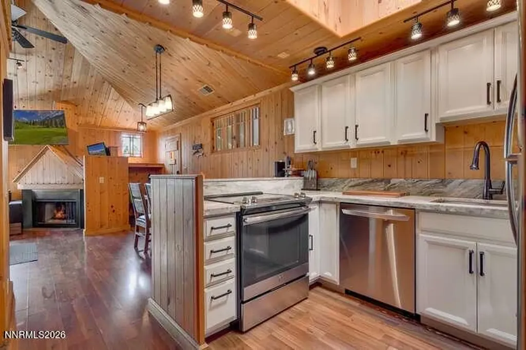 305 Olympic Stateline NV 89449