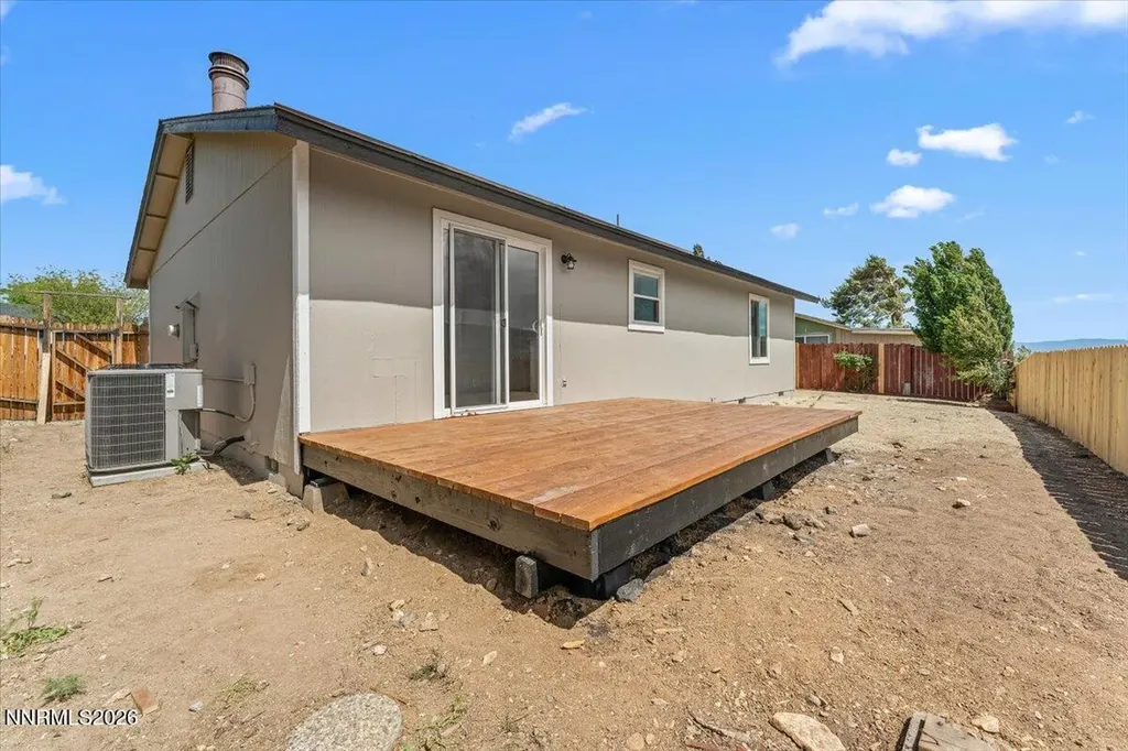 3914 Buckingham Reno NV 89503