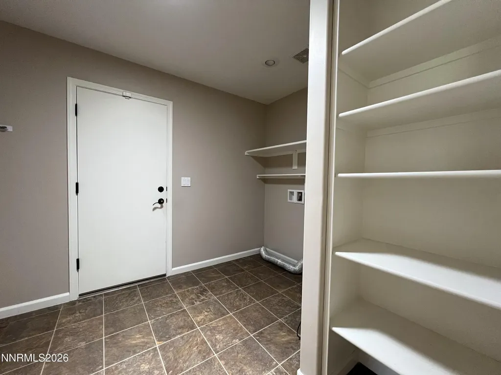 18406 Teddy Bear Reno NV 89508