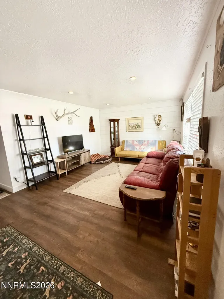 1925 Skyland Winnemucca NV 89445