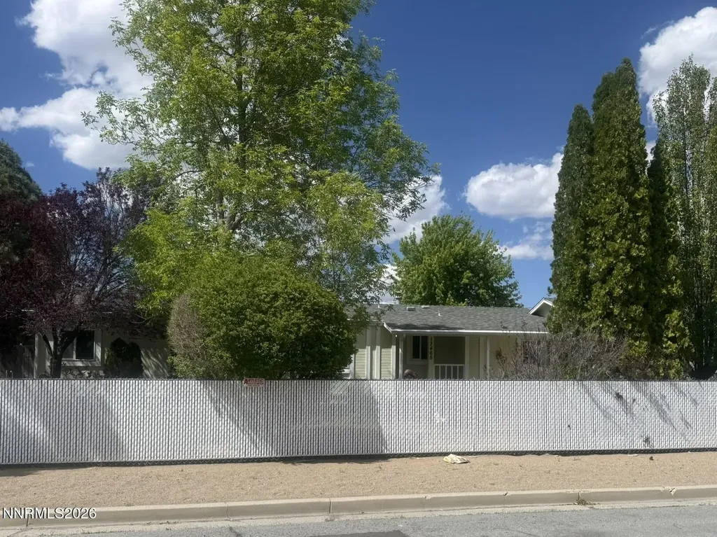 17465 Fantail Reno NV 89508