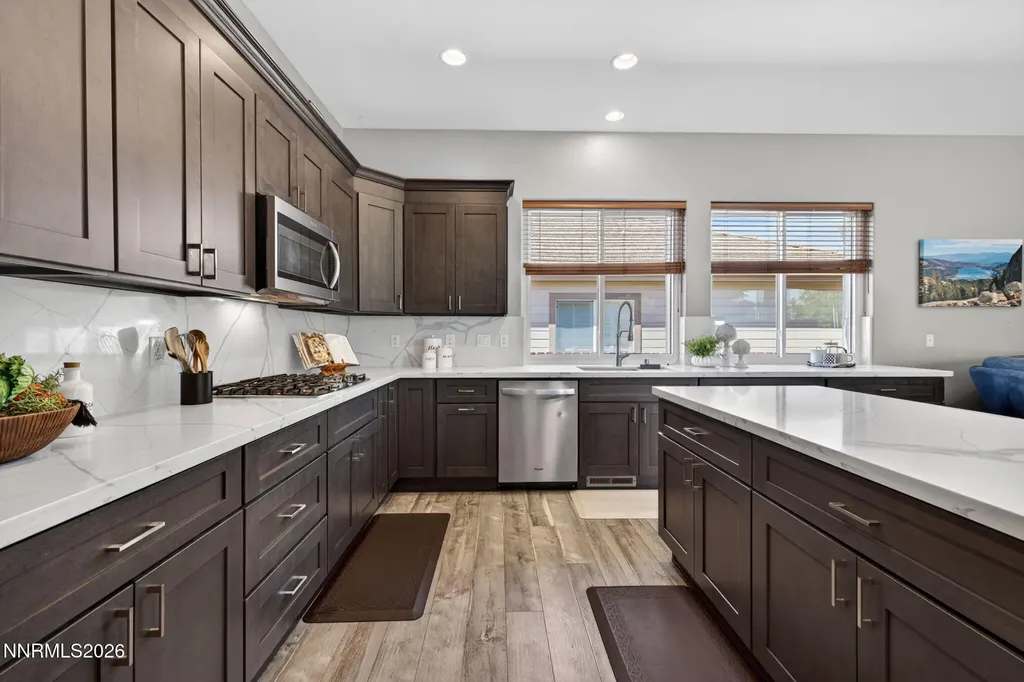 730 Barnwood Reno NV 89511