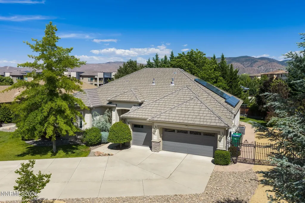 730 Barnwood Reno NV 89511