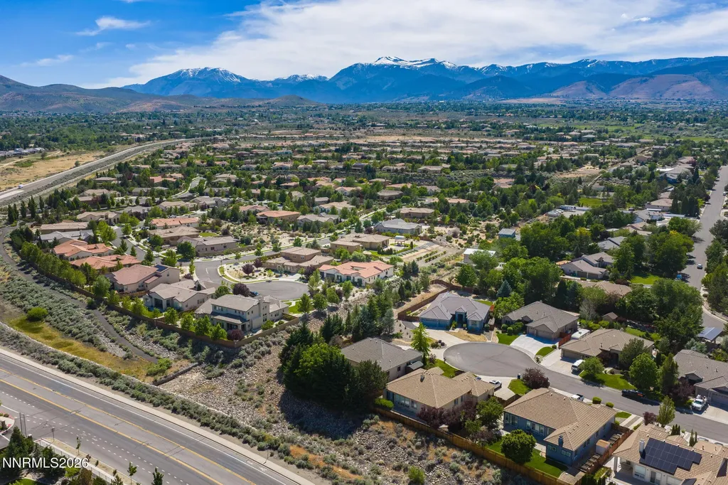 730 Barnwood Reno NV 89511