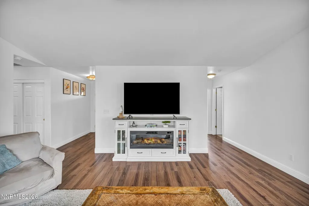 112 Walker Gardnerville NV 89410