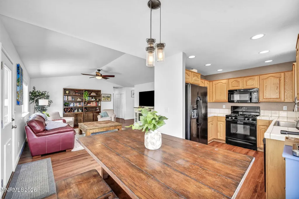 112 Walker Gardnerville NV 89410
