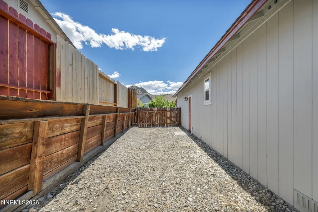 112 Walker Gardnerville NV 89410
