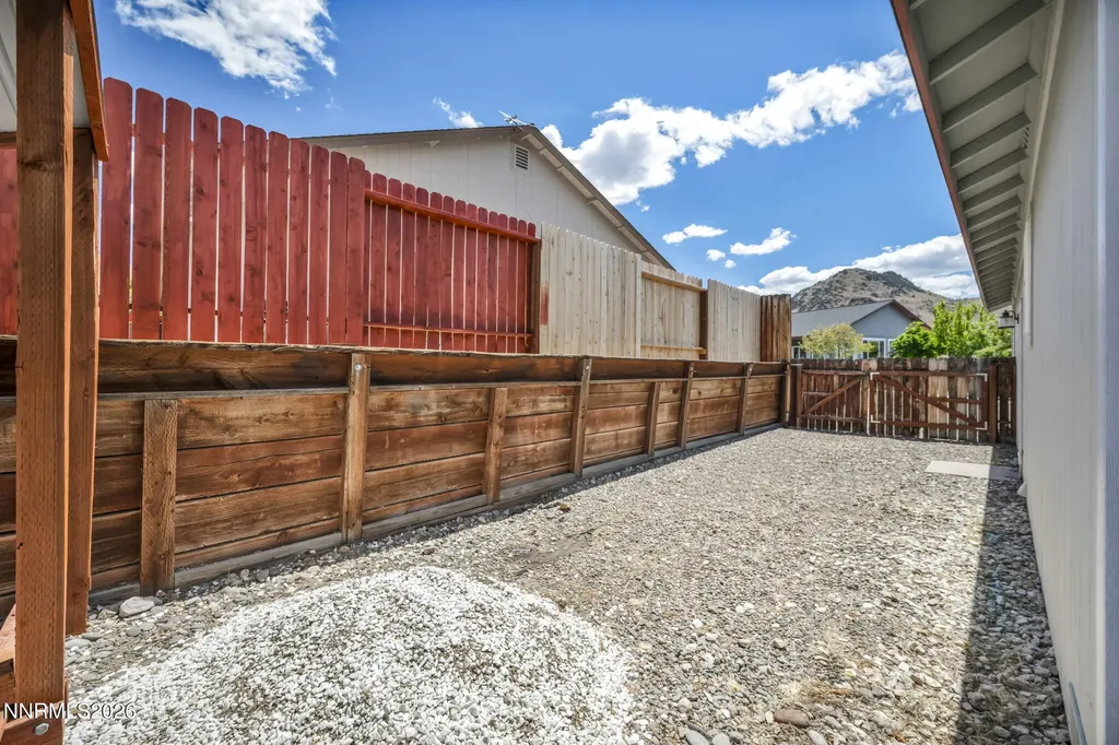 112 Walker Gardnerville NV 89410