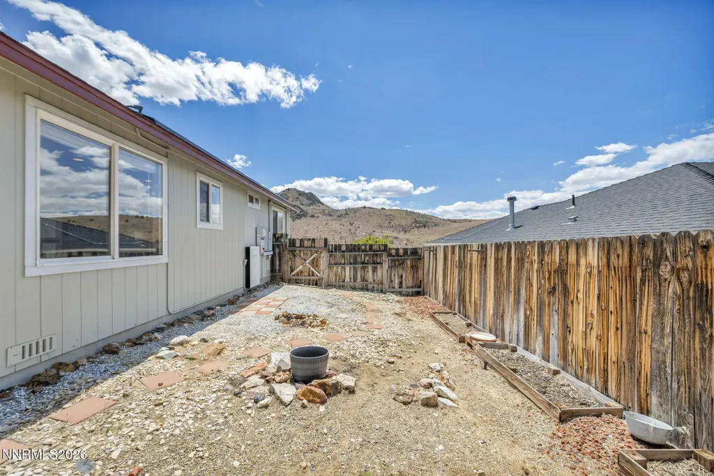 112 Walker Gardnerville NV 89410