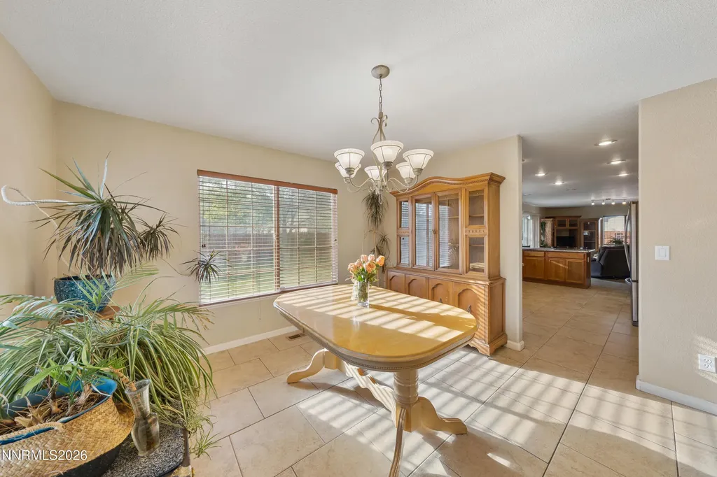 18235 Pin Oak Reno NV 89508
