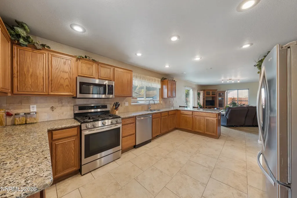 18235 Pin Oak Reno NV 89508