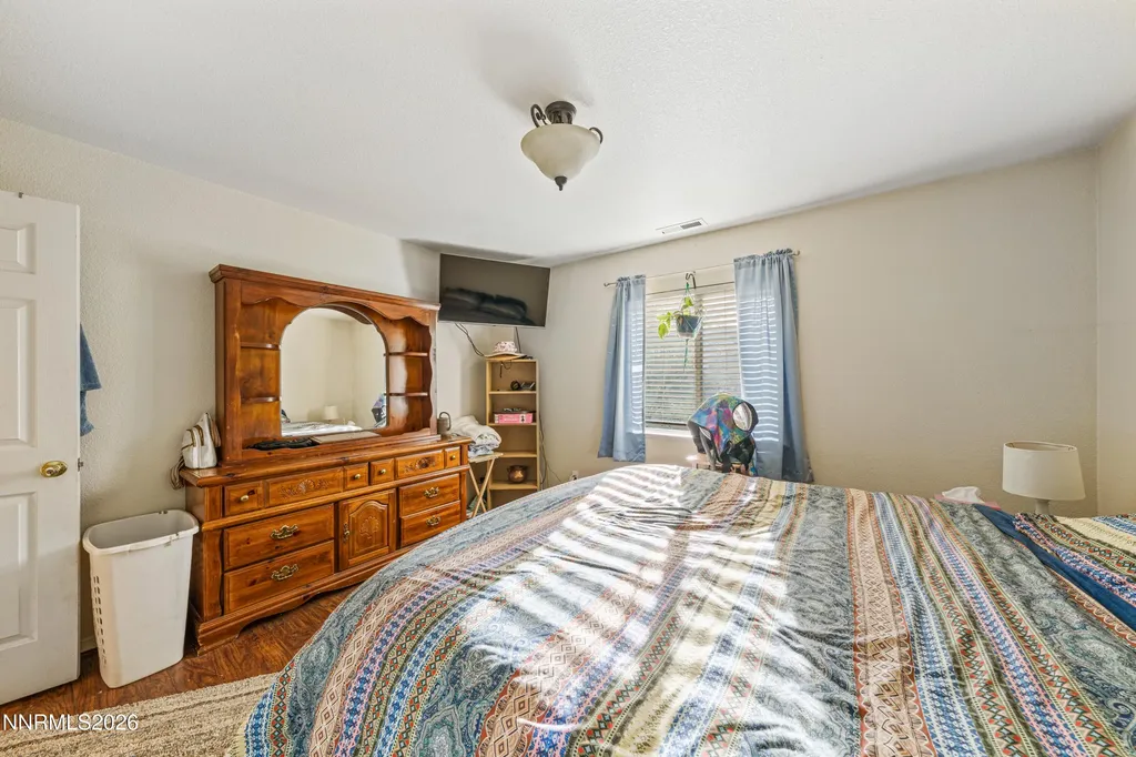 18235 Pin Oak Reno NV 89508