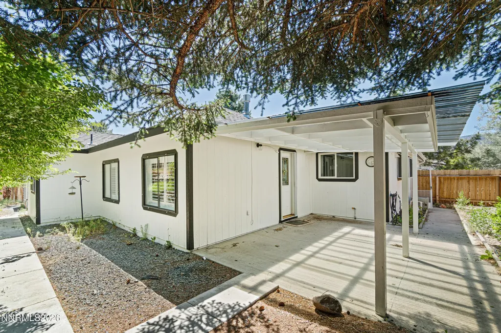 3531 Smoketree Carson City NV 89705