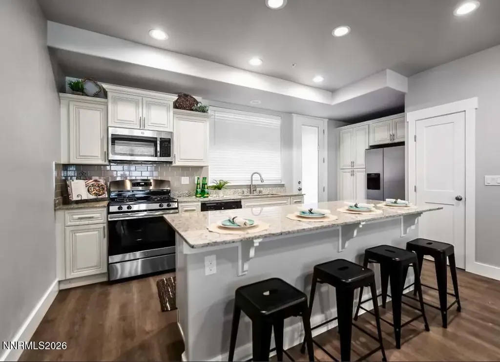 770 Bluffs Reno NV 89523