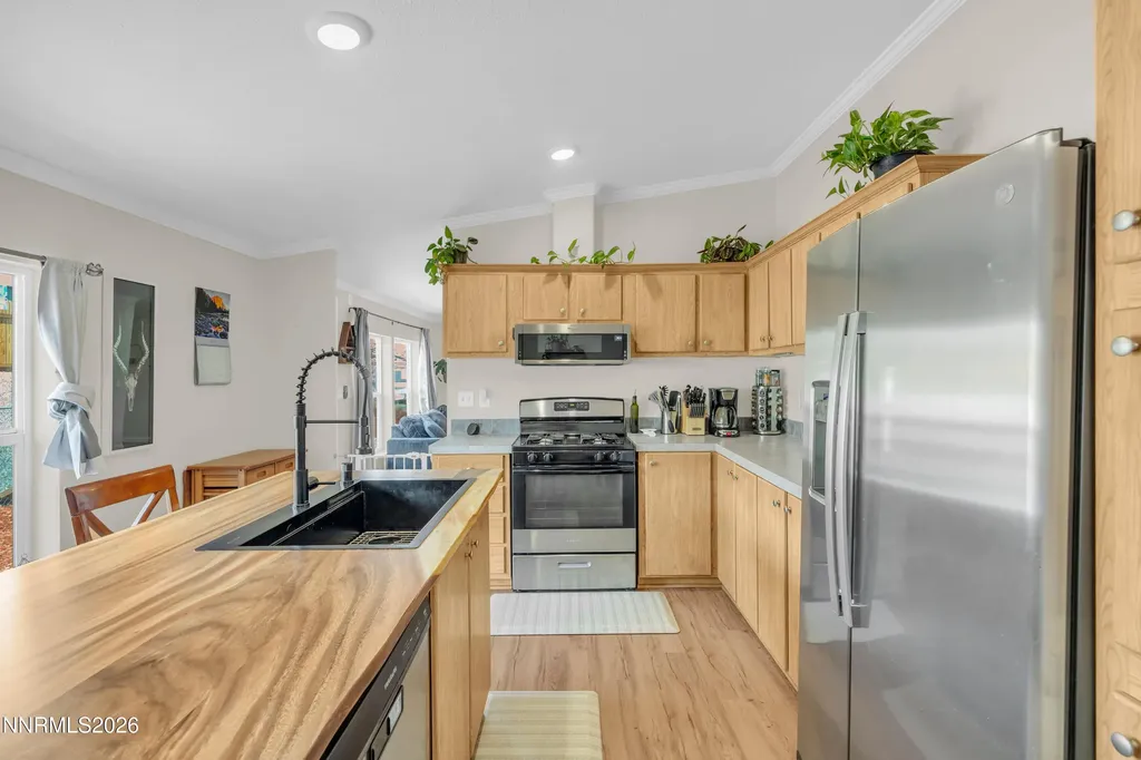 5084 Emery Reno NV 89506