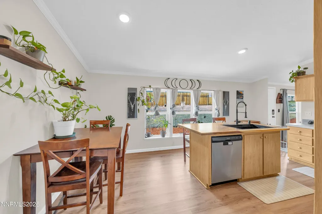 5084 Emery Reno NV 89506