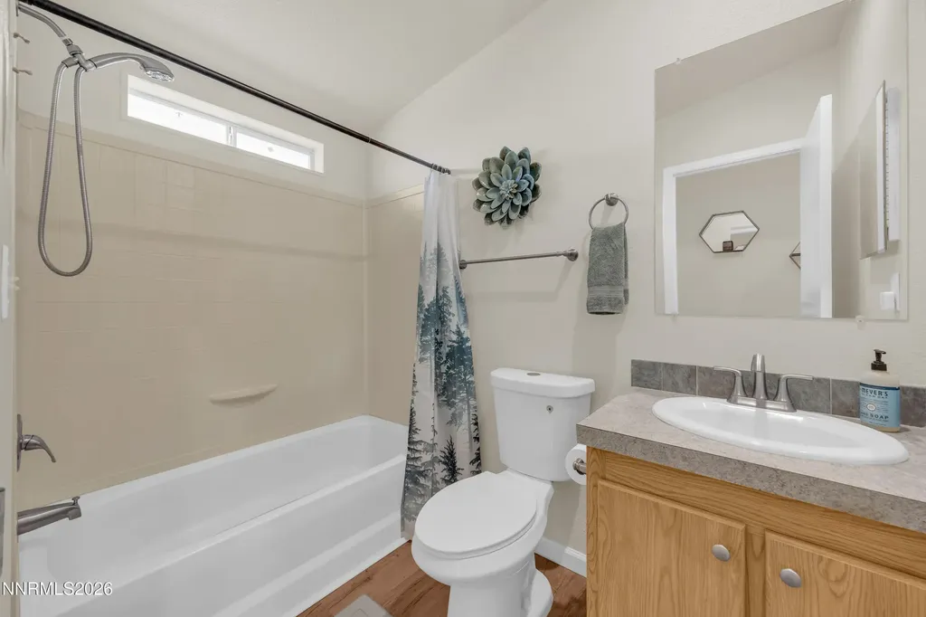 5084 Emery Reno NV 89506