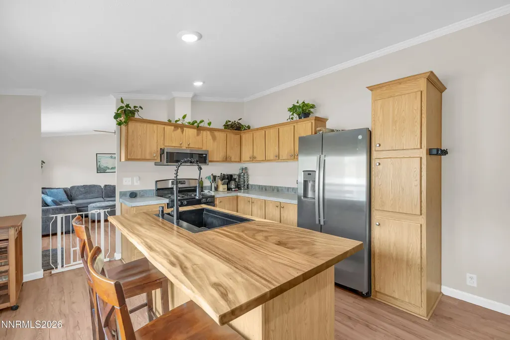 5084 Emery Reno NV 89506