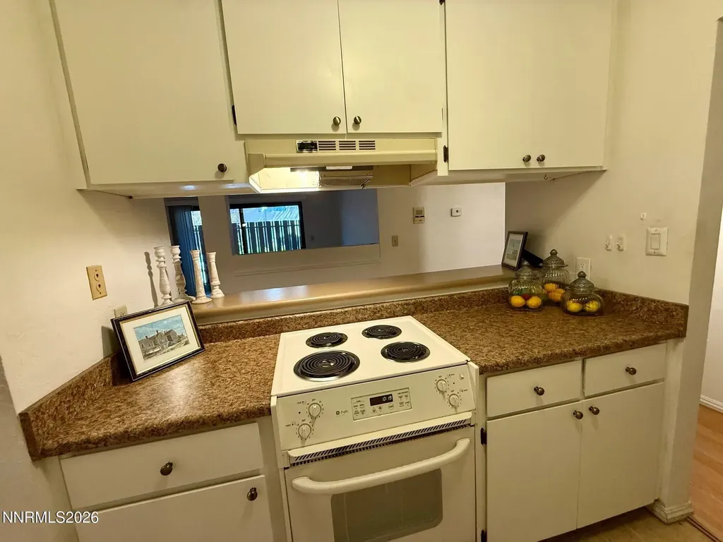 2955 Lakeside Reno NV 89509