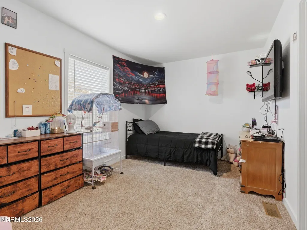 2815 Pueblo Silver Springs NV 89429
