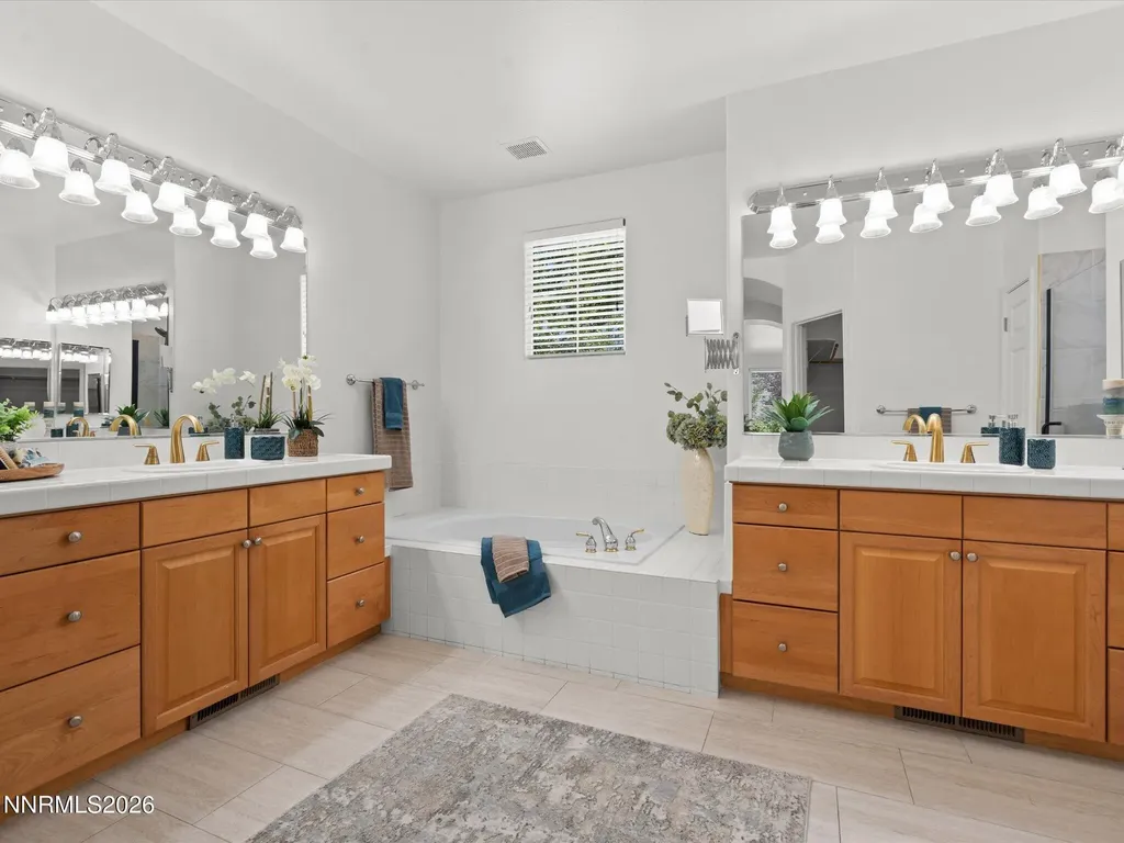 3258 Forest View Reno NV 89511