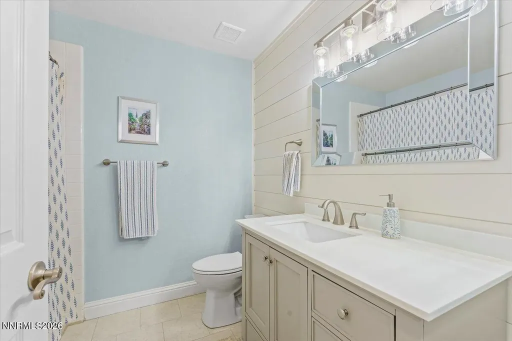 4591 Village Green Reno NV 89519
