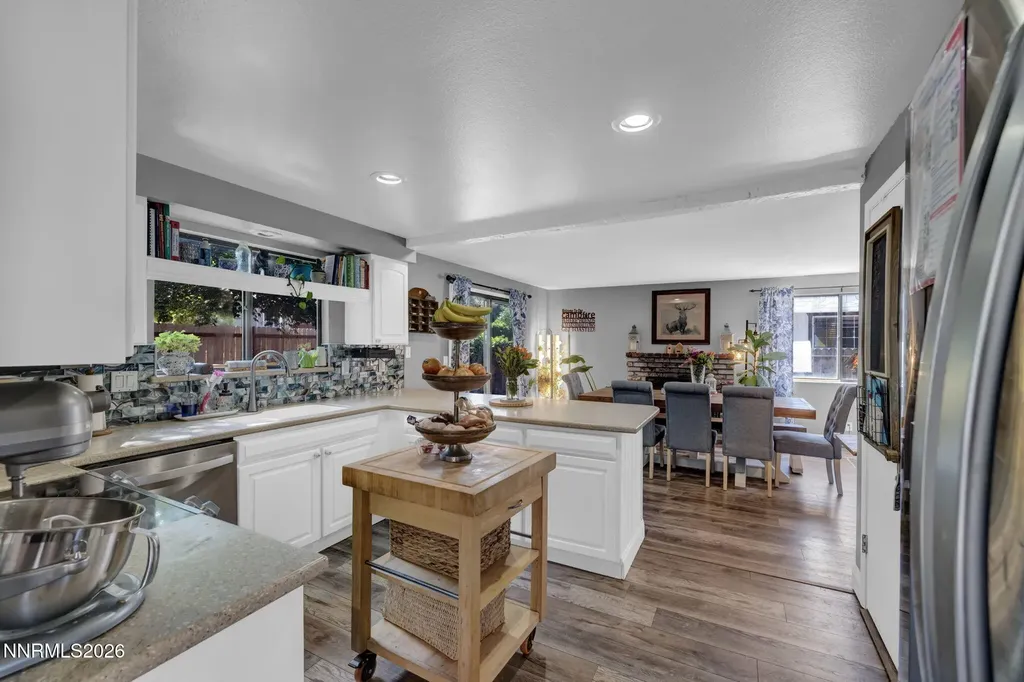 3286 Montezuma Sparks NV 89434