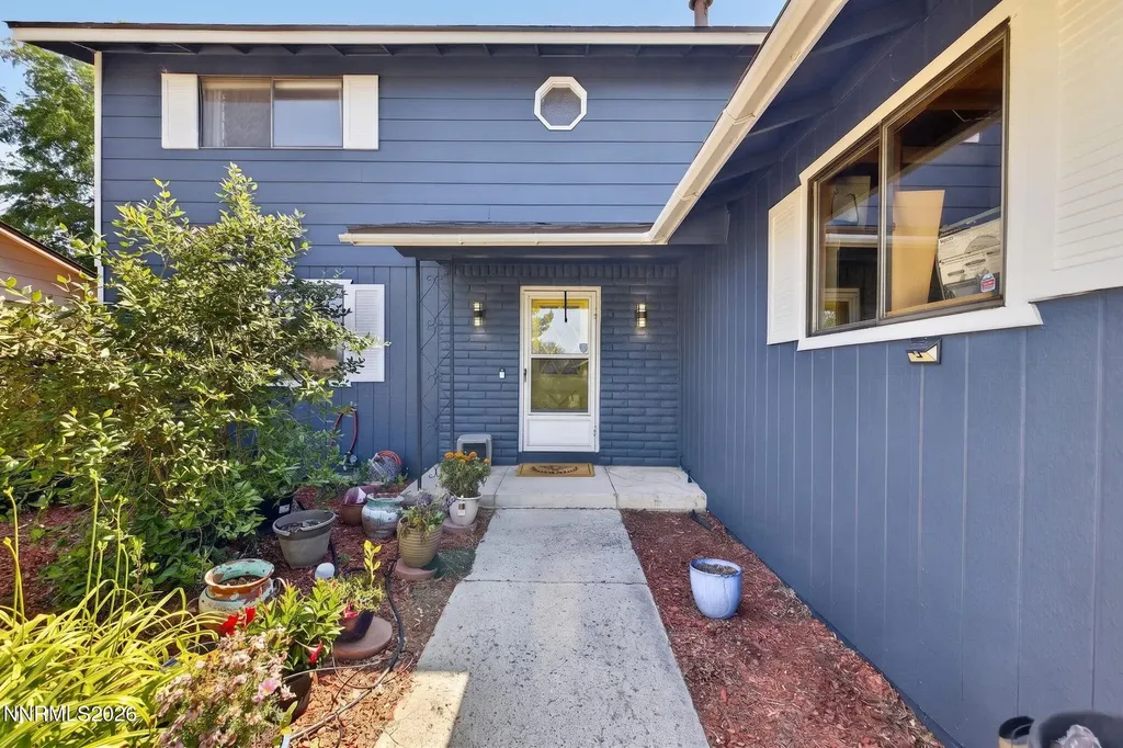 3286 Montezuma Sparks NV 89434