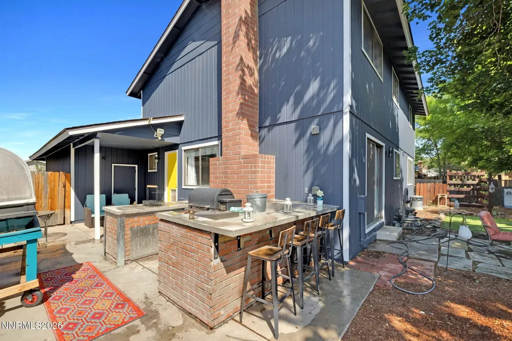 3286 Montezuma Sparks NV 89434