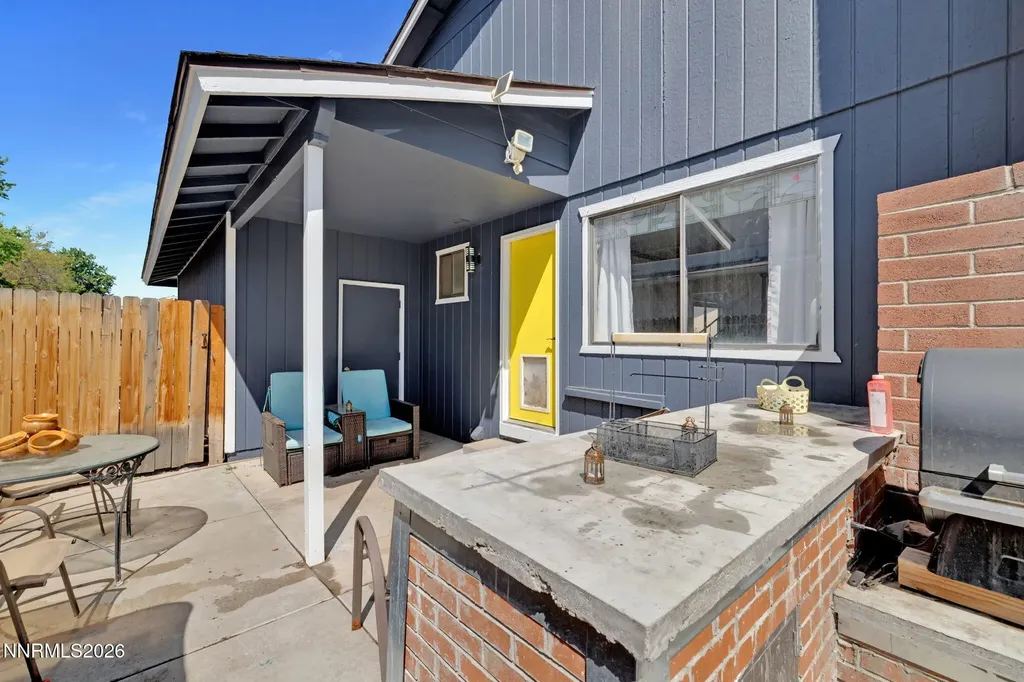 3286 Montezuma Sparks NV 89434