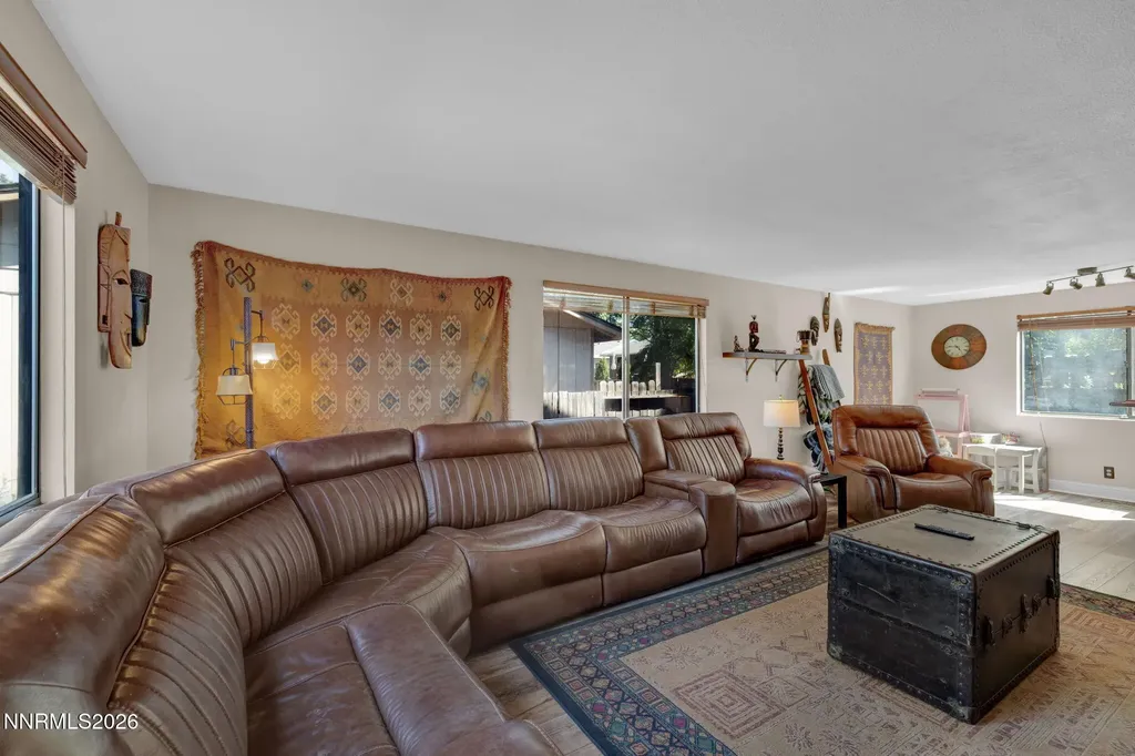 3286 Montezuma Sparks NV 89434